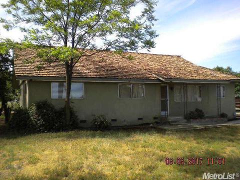 3800 Ruble, Turlock, CA 95380 photo 2