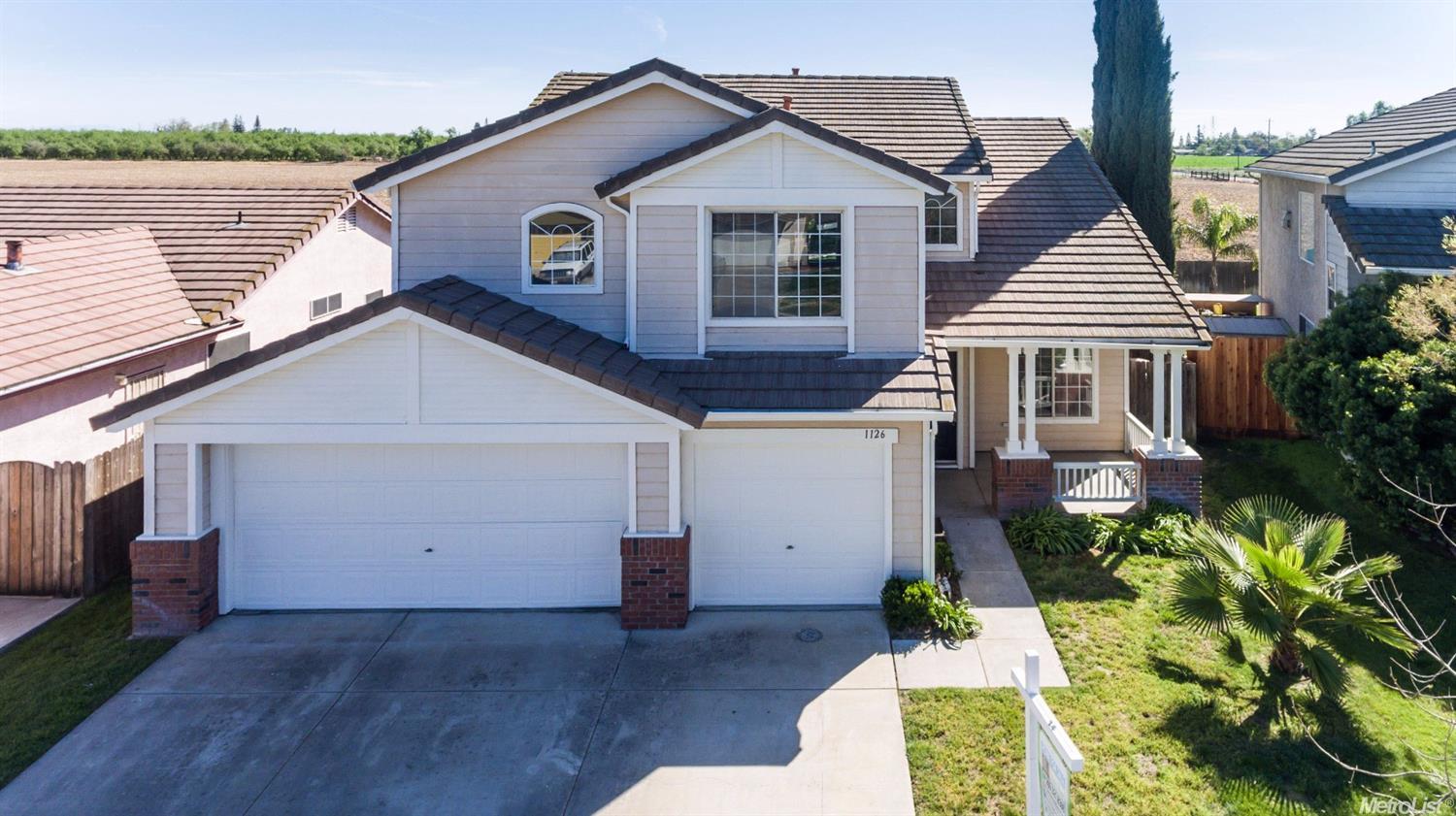 1126 Cherry Oak Ln, Manteca, CA 95336 photo 1