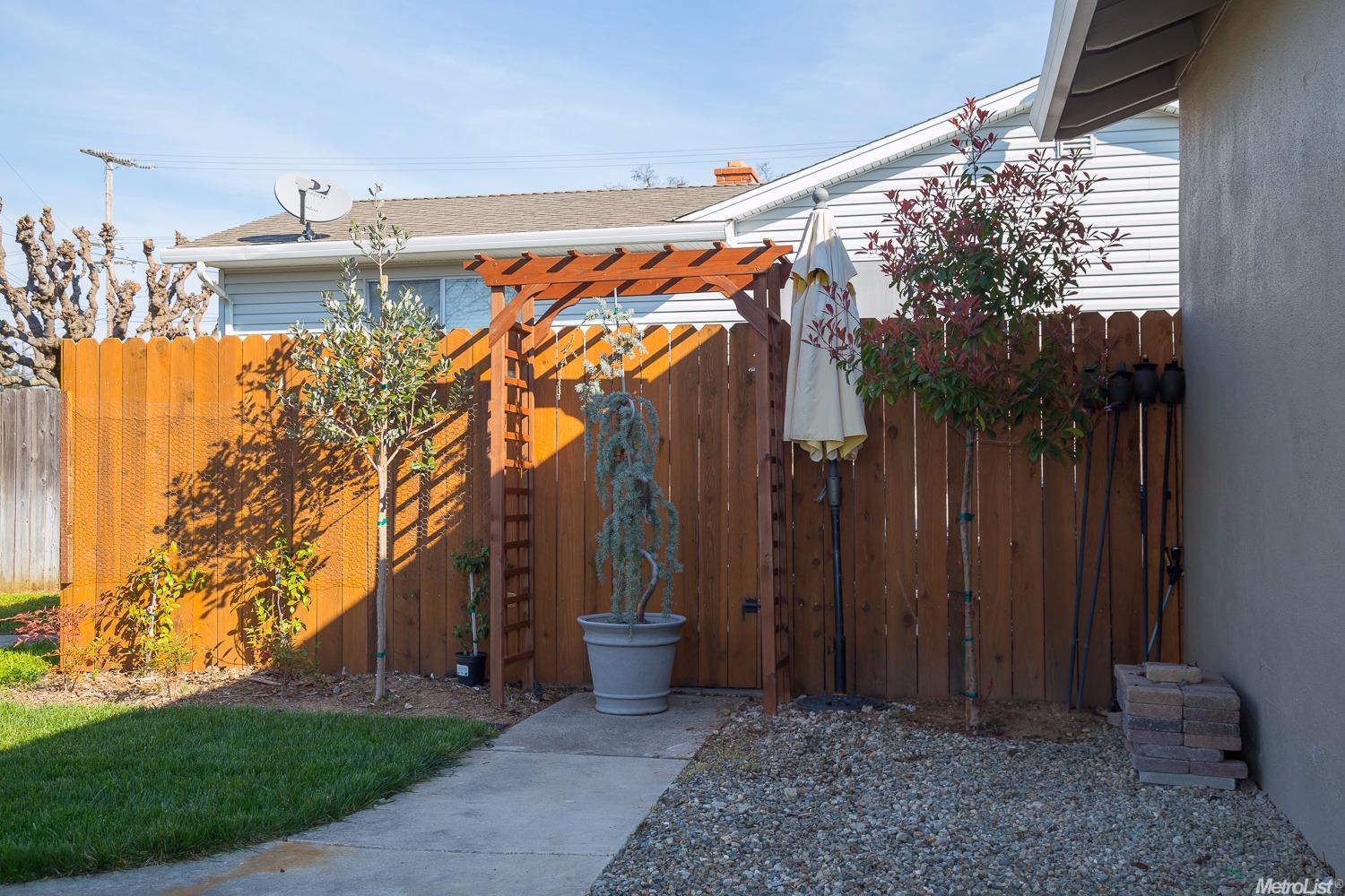 7337 Main Ave, Orangevale, CA 95662 photo 18