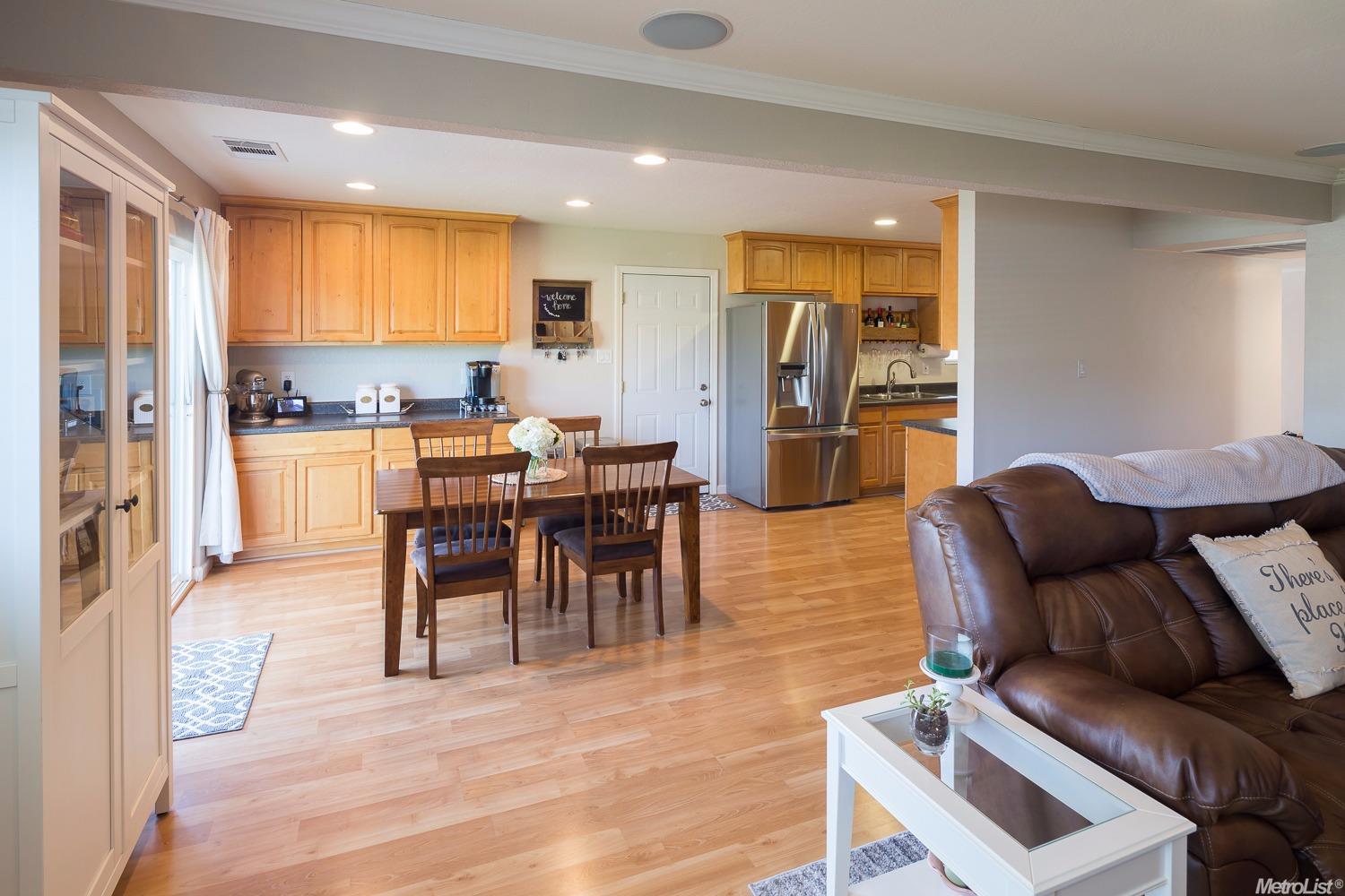 7337 Main Ave, Orangevale, CA 95662 photo 6
