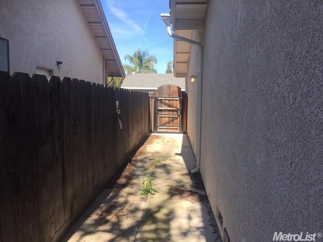 2016 Sharilyn Dr, Modesto, CA 95355 photo 17