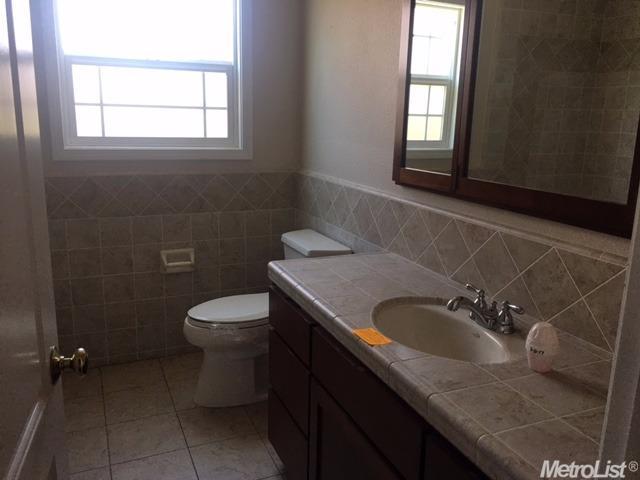 2016 Sharilyn Dr, Modesto, CA 95355 photo 12
