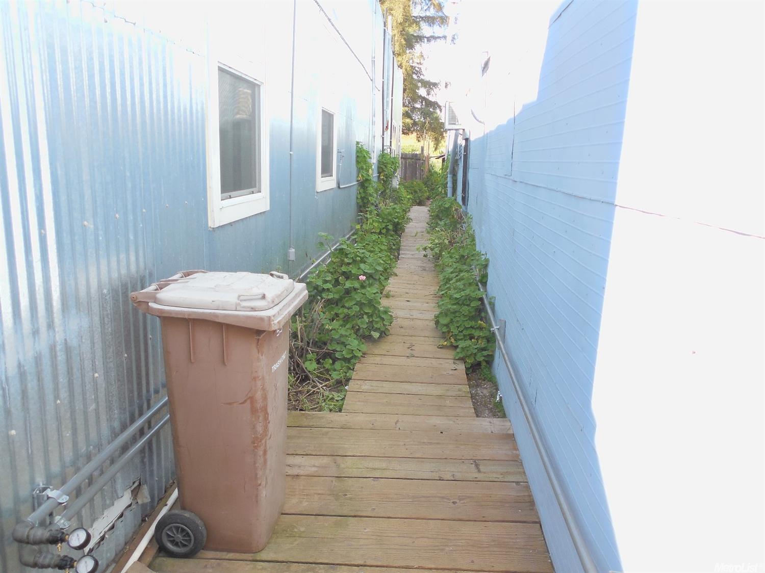 55 Main St, Isleton, CA 95641 photo 2