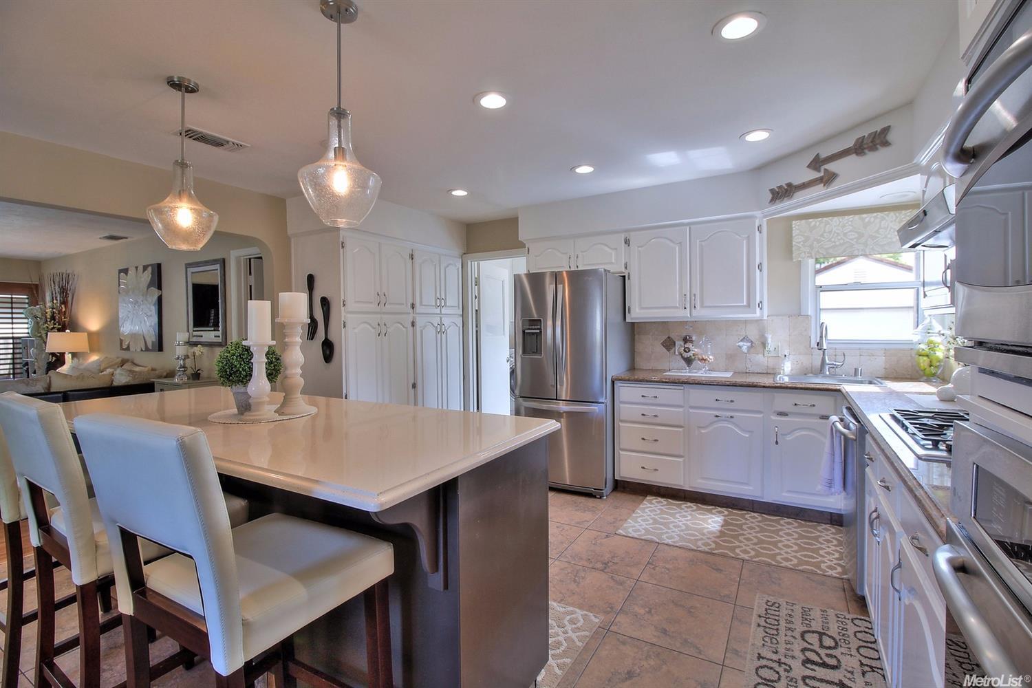 47 36th Way, Sacramento, CA 95819 photo 5
