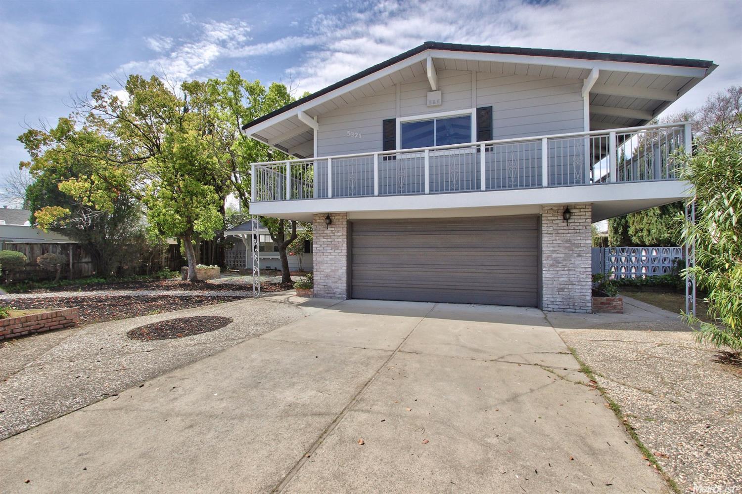 5321 Lana St, Carmichael, CA 95608 photo 1
