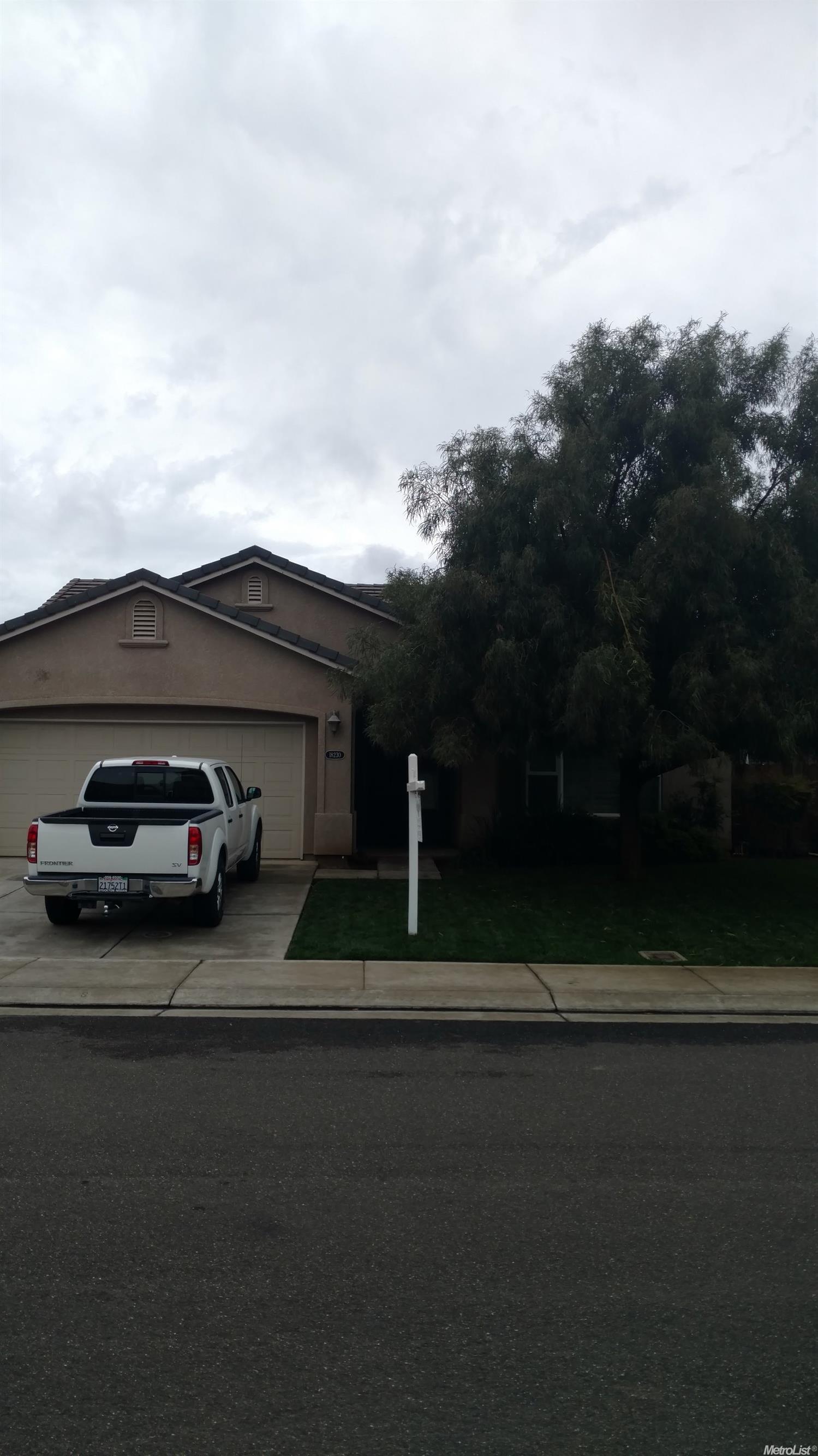 18230 E Brovelli Ln, Linden, CA 95236 photo 1