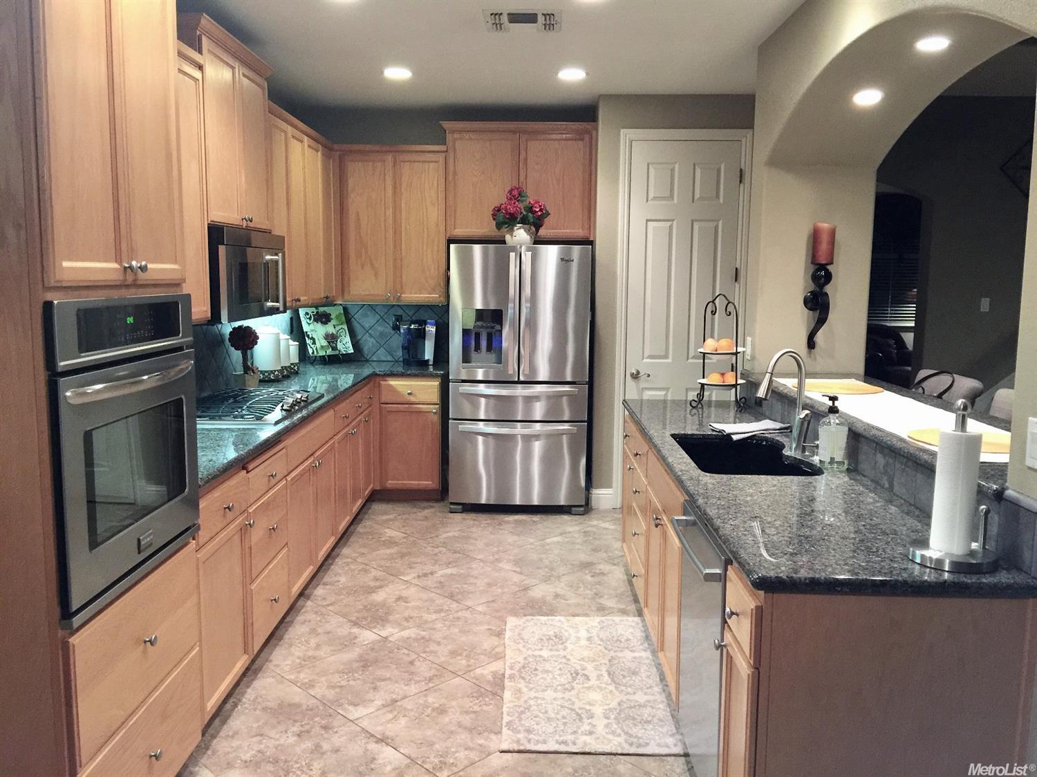 624 Bouma Ln, Ripon, CA 95366 photo 9