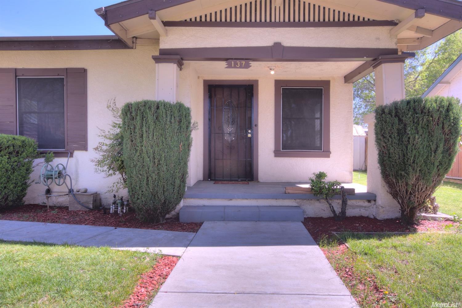 137 Sunset Blvd, Modesto, CA 95351 photo 3