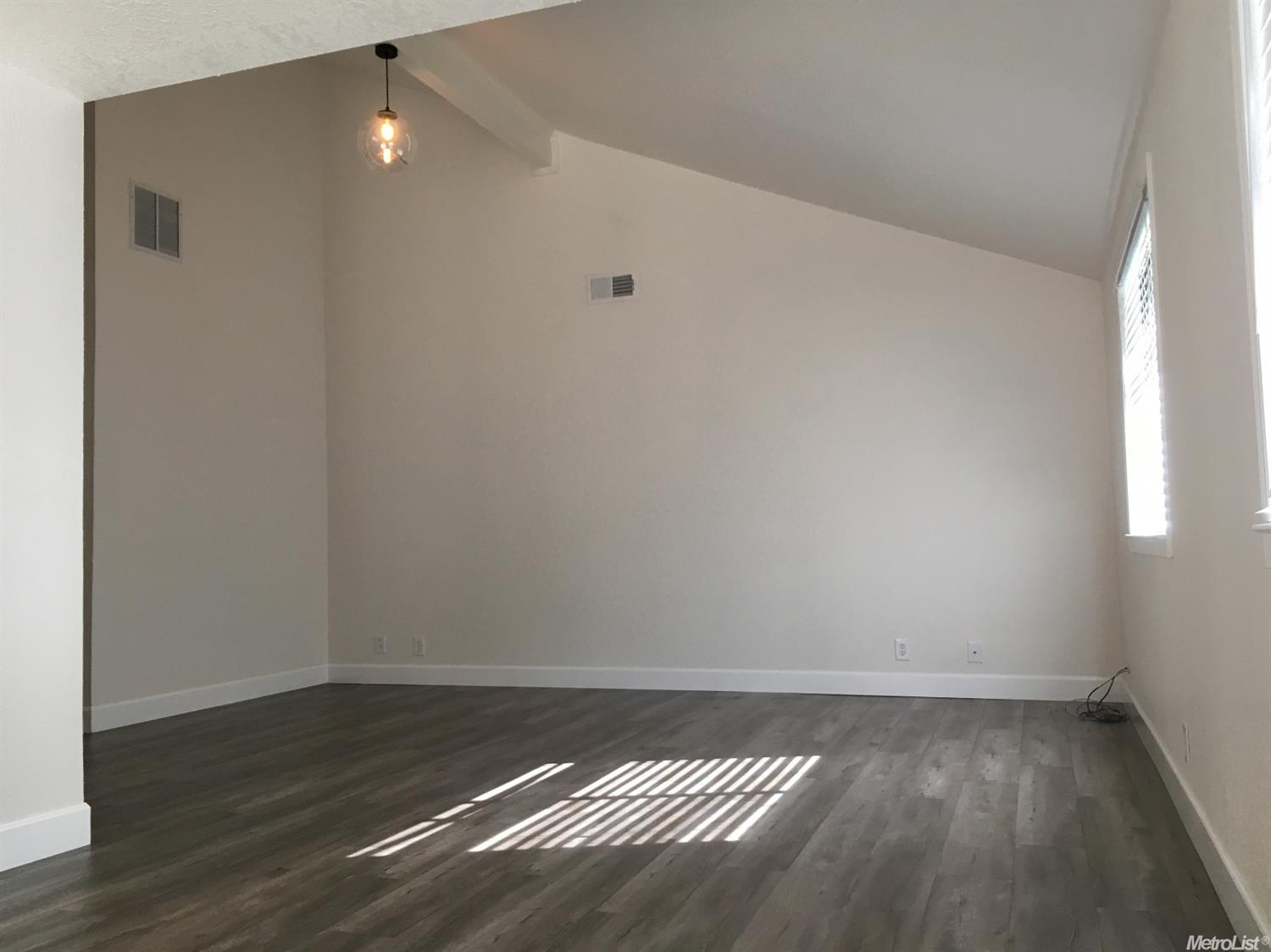 671 N Manley, Ripon, CA 95366 photo 3