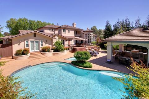 5516 Clarendon Way, Carmichael, CA 95608 photo 1