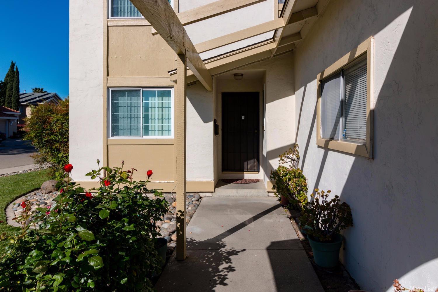 711 N Hickory Ave, Tracy, CA 95376 photo 2
