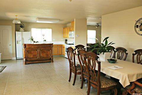 107 Pyramid Ct, Merced, CA 95341 photo 4