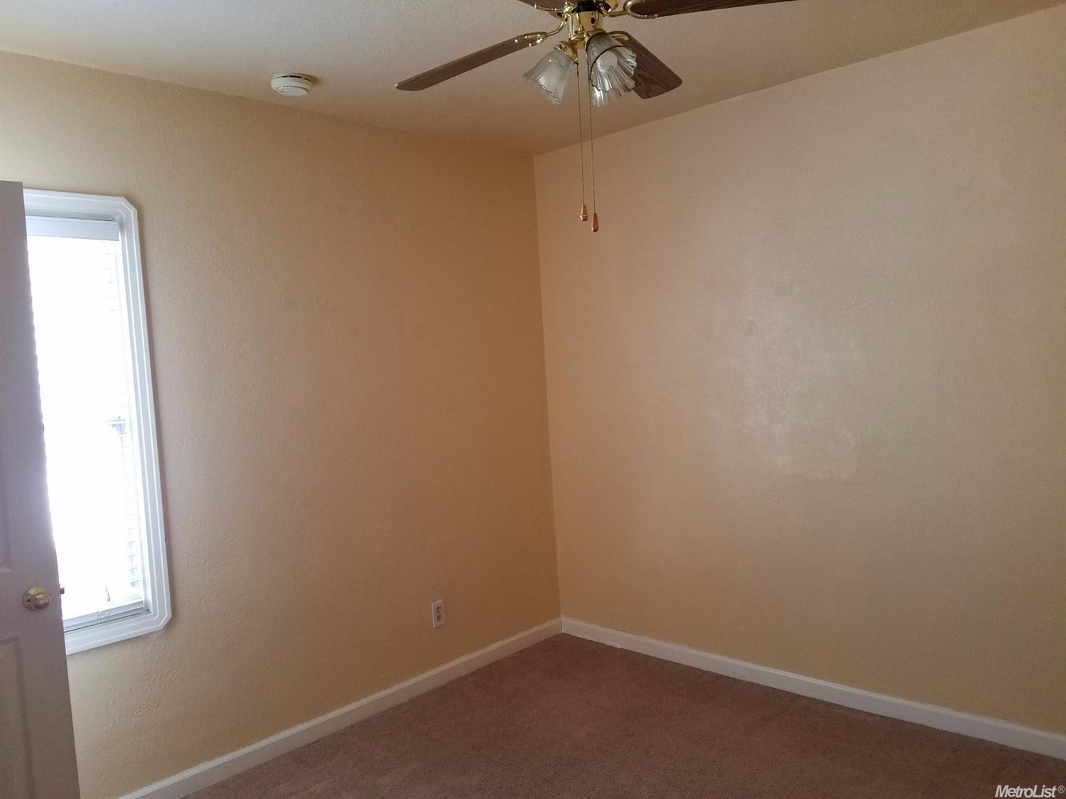 609 N Thor St, Turlock, CA 95380 photo 8