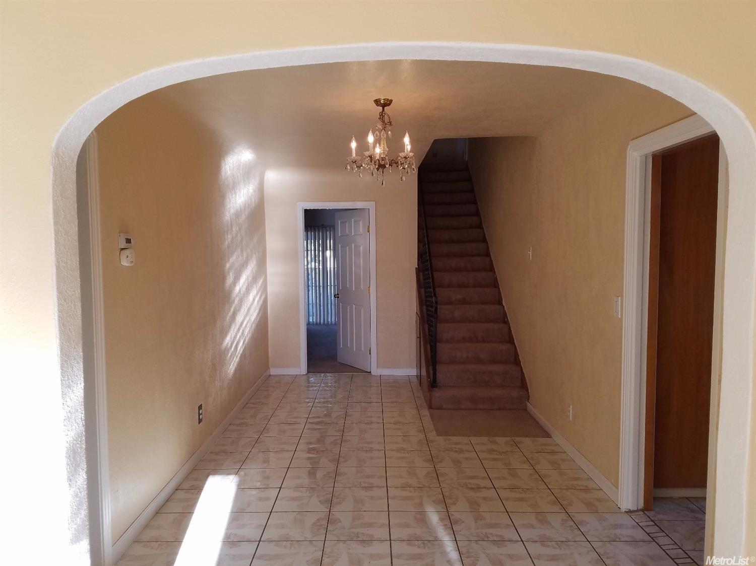 609 N Thor St, Turlock, CA 95380 photo 6