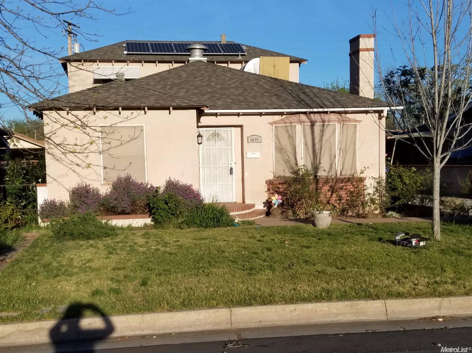 609 N Thor St, Turlock, CA 95380 photo 1