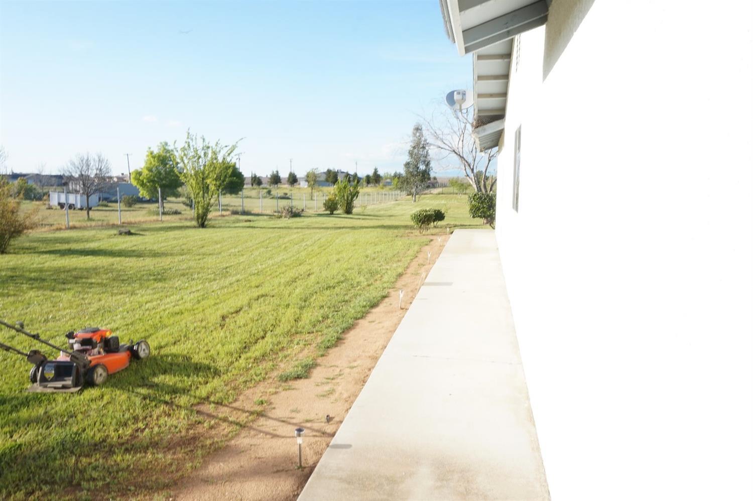 30559 Heather Ave, Madera, CA 93638 photo 4