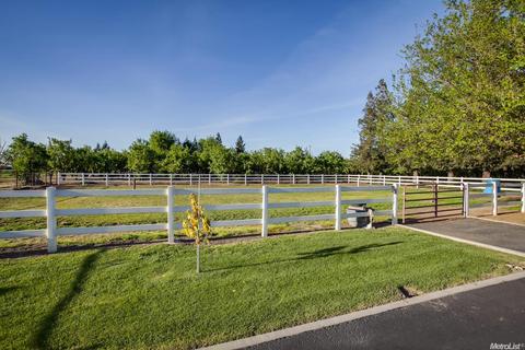 17092 Mello Rd, Ripon, CA 95366 photo 10