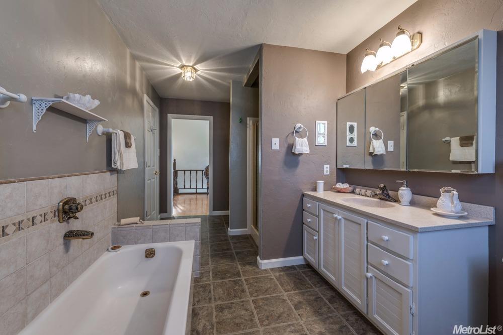 2561 Crowdis Ln, Rescue, CA 95672 photo 15