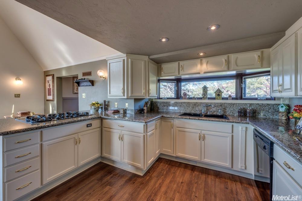 2561 Crowdis Ln, Rescue, CA 95672 photo 11