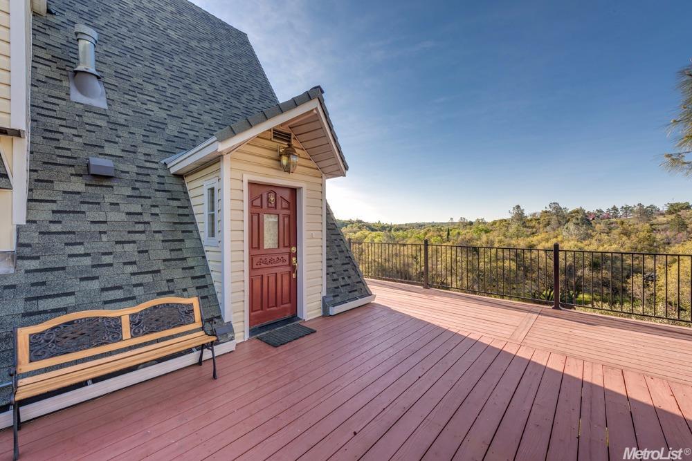 2561 Crowdis Ln, Rescue, CA 95672 photo 2