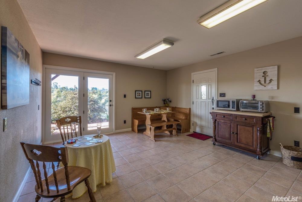 2561 Crowdis Ln, Rescue, CA 95672 photo 21