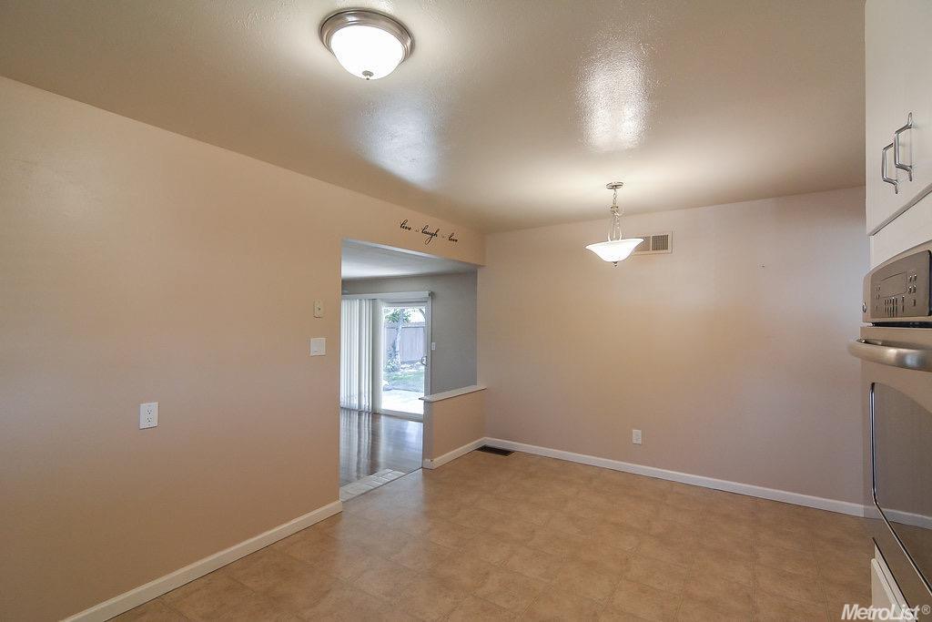 5784 Mohican Dr, Manteca, CA 95336 photo 6
