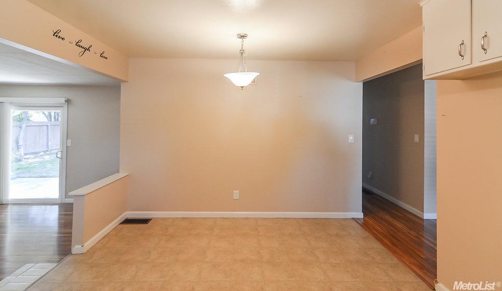 5784 Mohican Dr, Manteca, CA 95336 photo 5