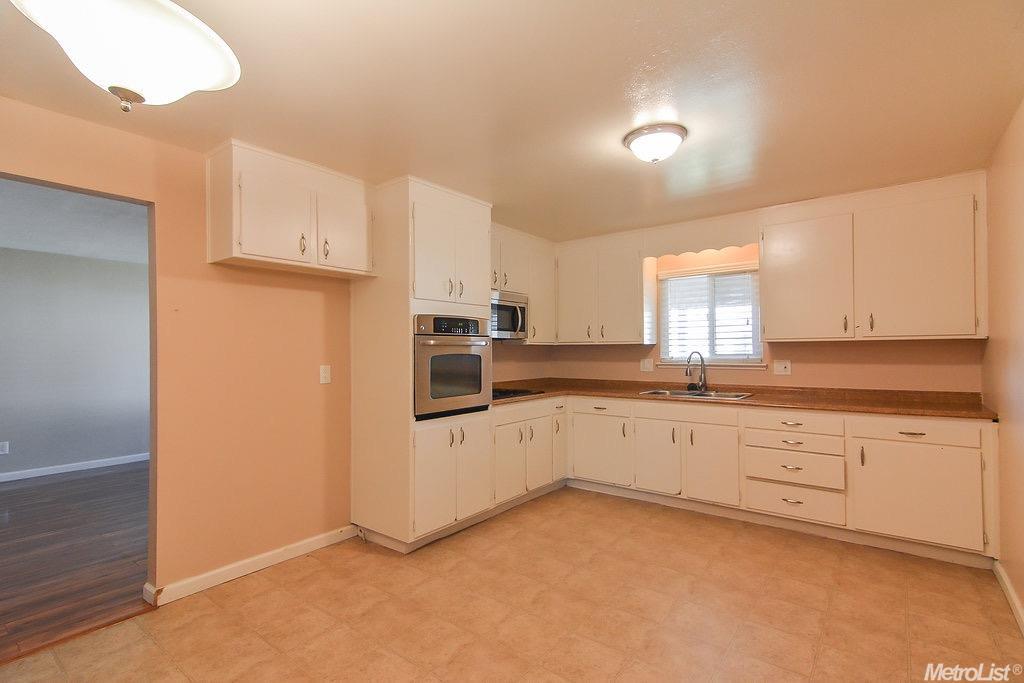 5784 Mohican Dr, Manteca, CA 95336 photo 7