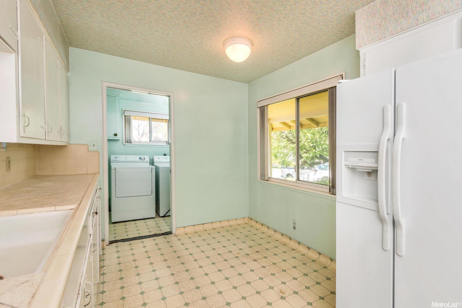 4824 Schuyler Dr, Carmichael, CA 95608 photo 12