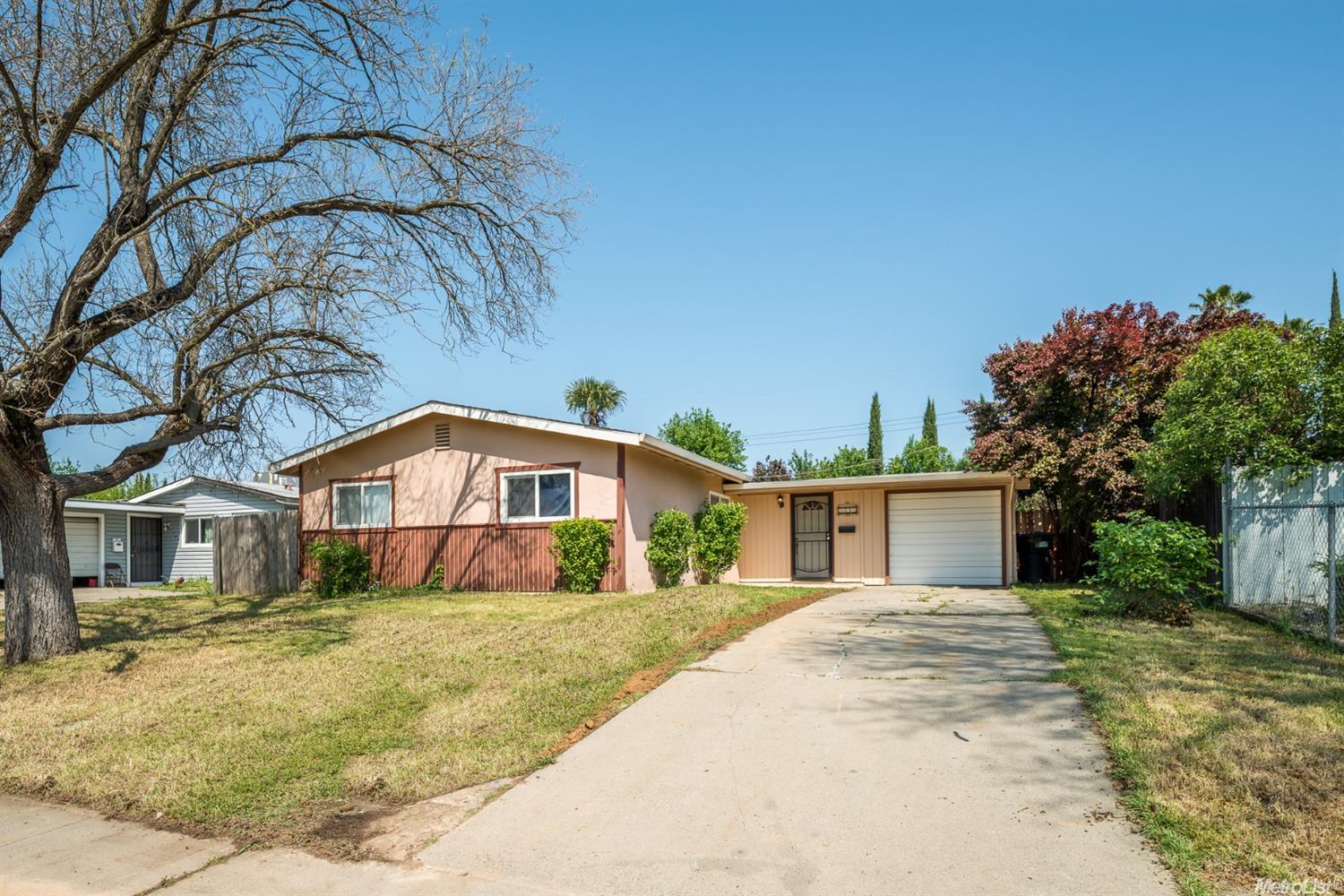 3249 Davidson Dr, Antelope, CA 95843 photo 1