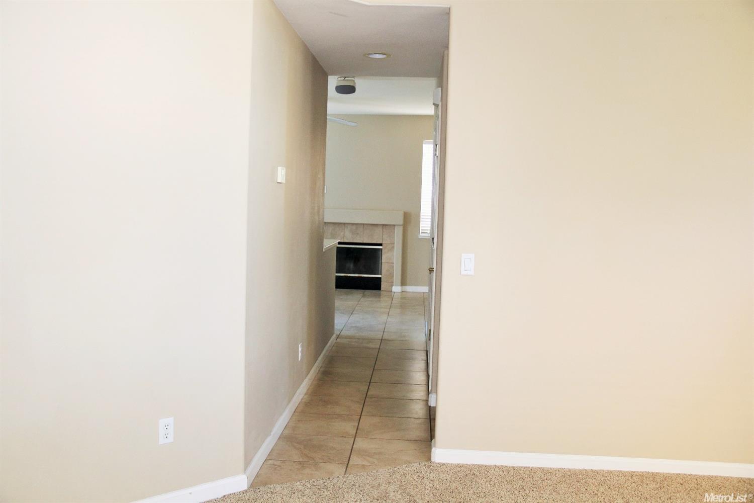 472 Montclair Ln, Tracy, CA 95376 photo 6