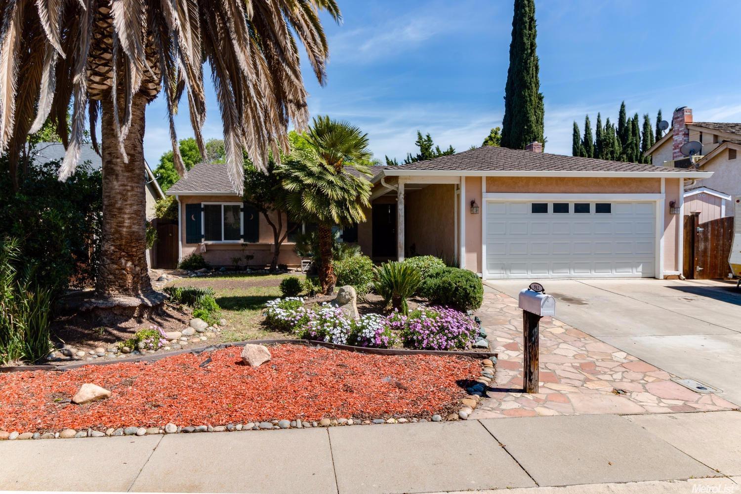 912 Tarrogana Dr, Tracy, CA 95376 photo 1