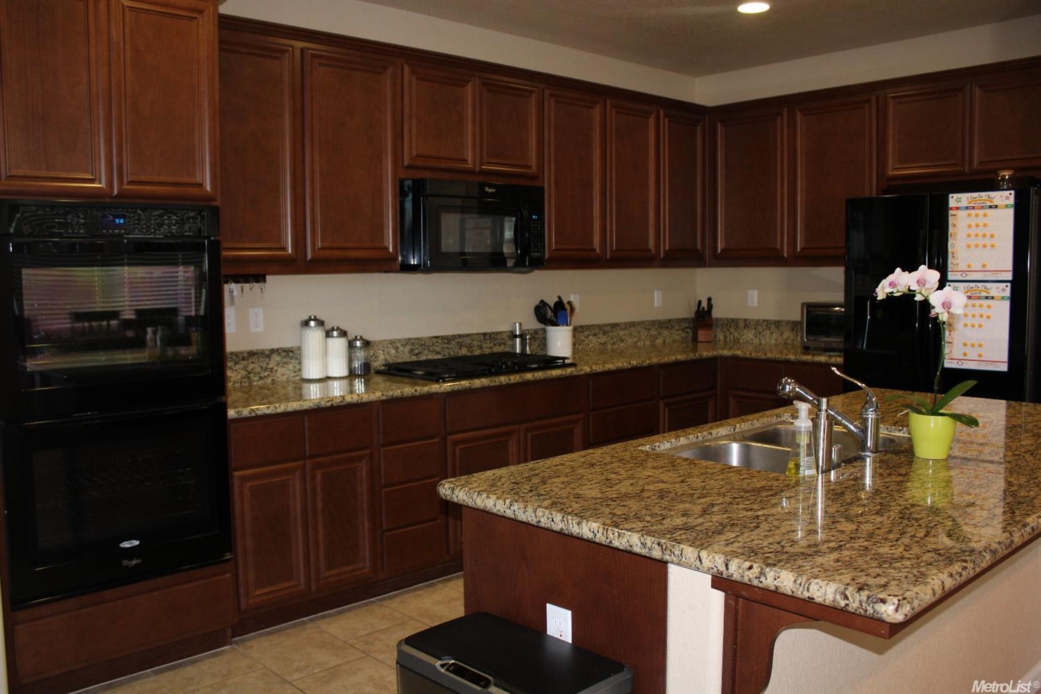 1801 Thomas Taylor Dr, Hughson, CA 95326 photo 9