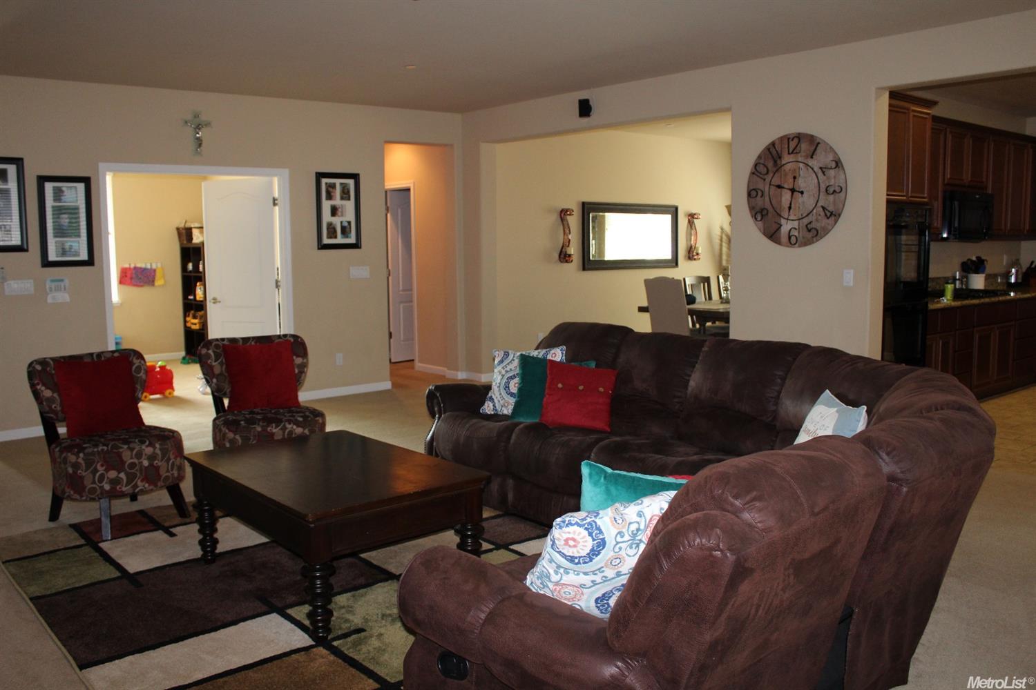 1801 Thomas Taylor Dr, Hughson, CA 95326 photo 3