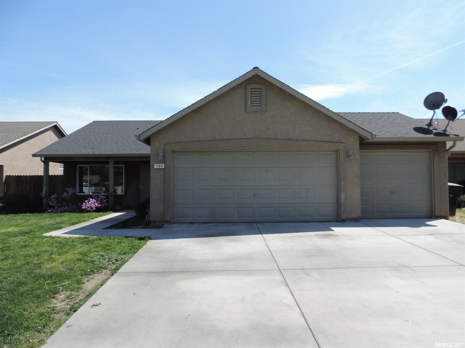 720 Crippen Ave, Modesto, CA 95351 photo 1