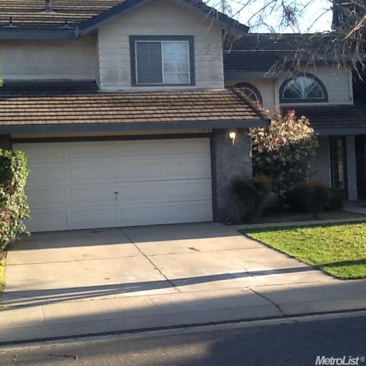 3916 Louisburg Ave, Modesto, CA 95357 photo 3