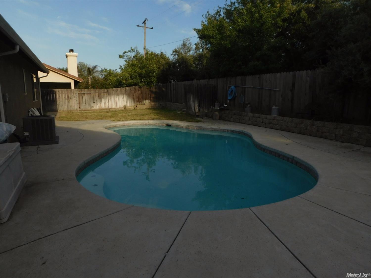 1428 Via Del Pettoruto, Gustine, CA 95322 photo 2