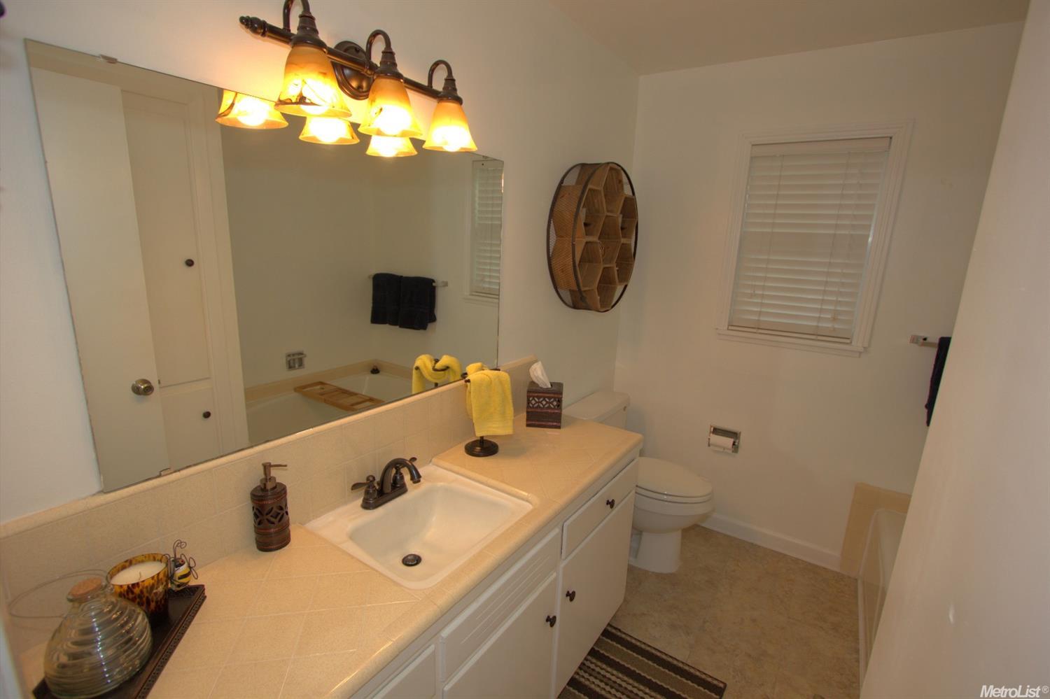 5009 Patric Way, Carmichael, CA 95608 photo 17