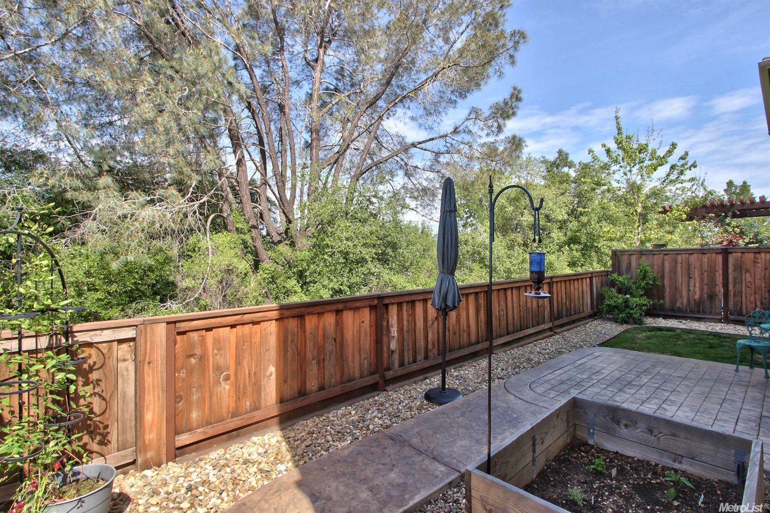 116 Bradley Ct, Folsom, CA 95630 photo 2
