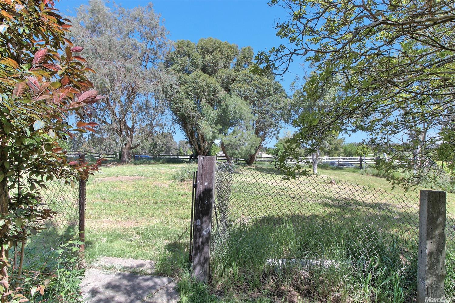 10027 Tavernor Rd, Wilton, CA 95693 photo 29