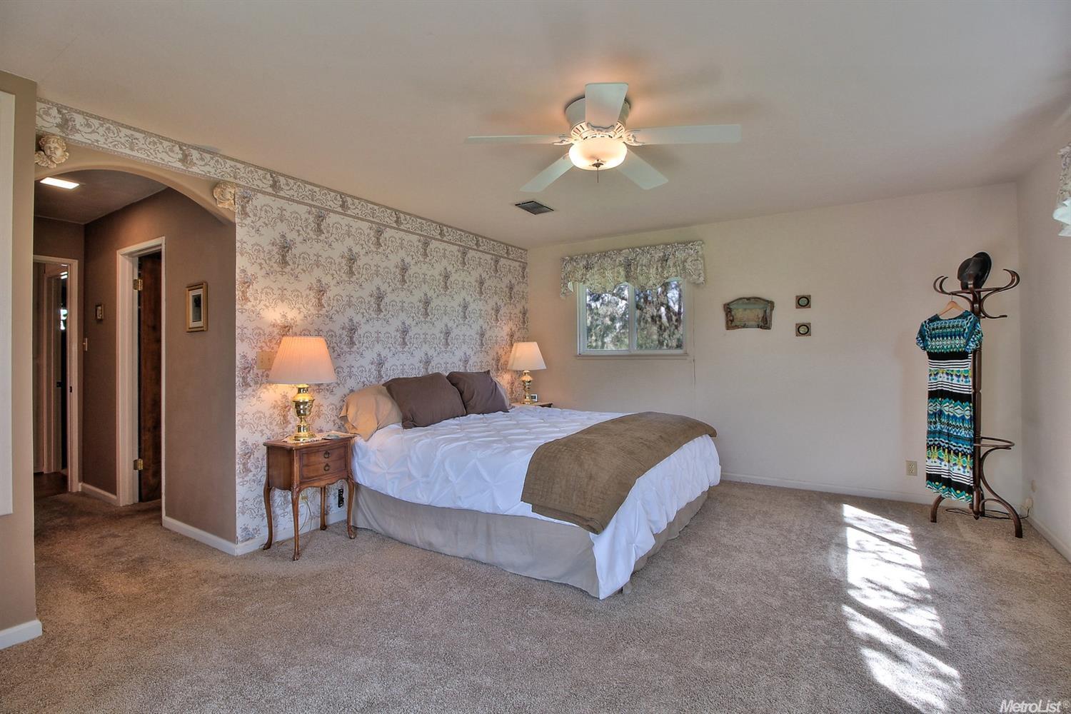 10027 Tavernor Rd, Wilton, CA 95693 photo 15