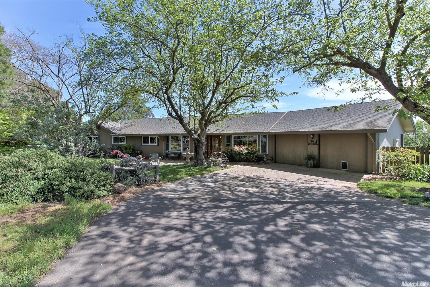 10027 Tavernor Rd, Wilton, CA 95693 photo 1