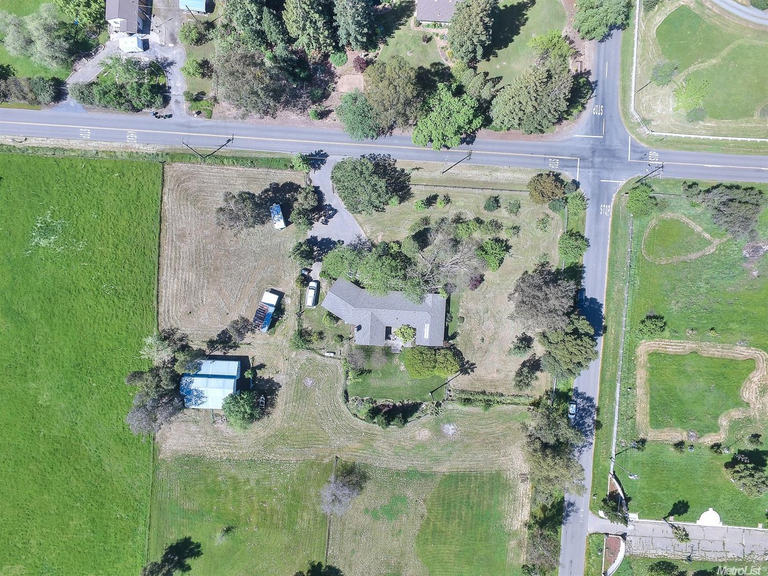 10027 Tavernor Rd, Wilton, CA 95693 photo 27