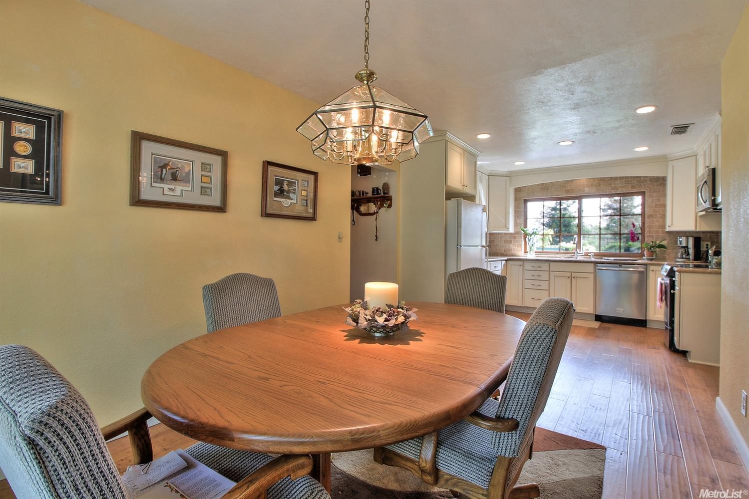 10027 Tavernor Rd, Wilton, CA 95693 photo 13