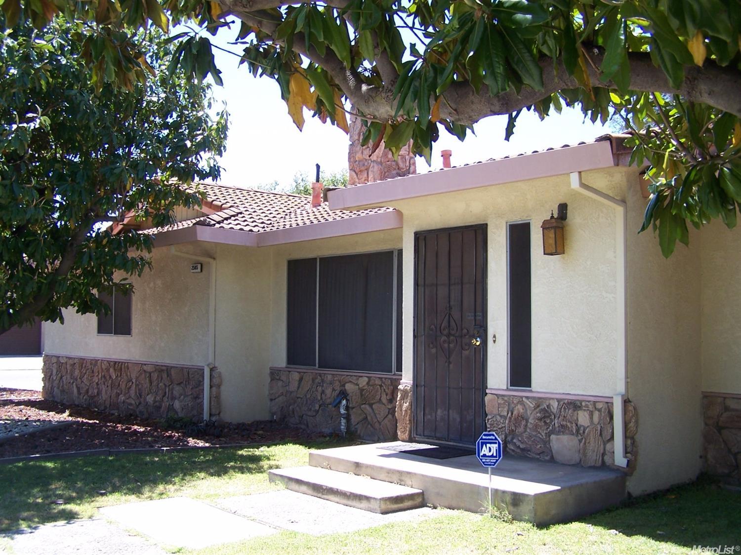 2505 Crowell Rd, Turlock, CA 95382 photo 3