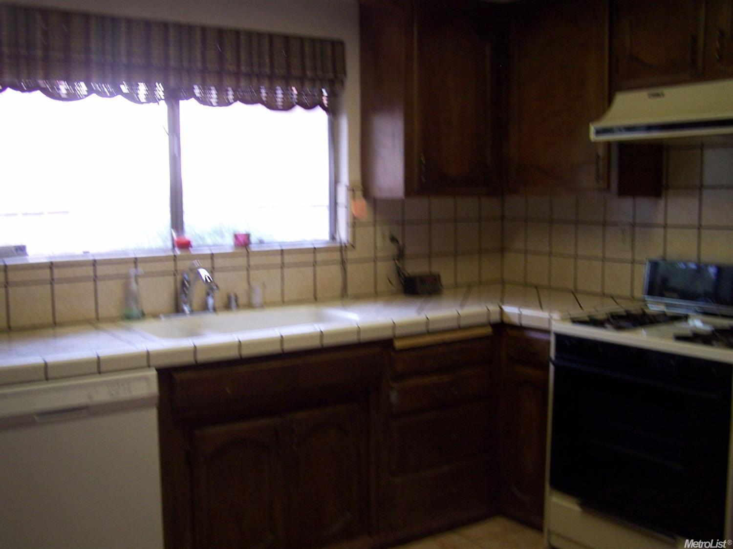 2505 Crowell Rd, Turlock, CA 95382 photo 9