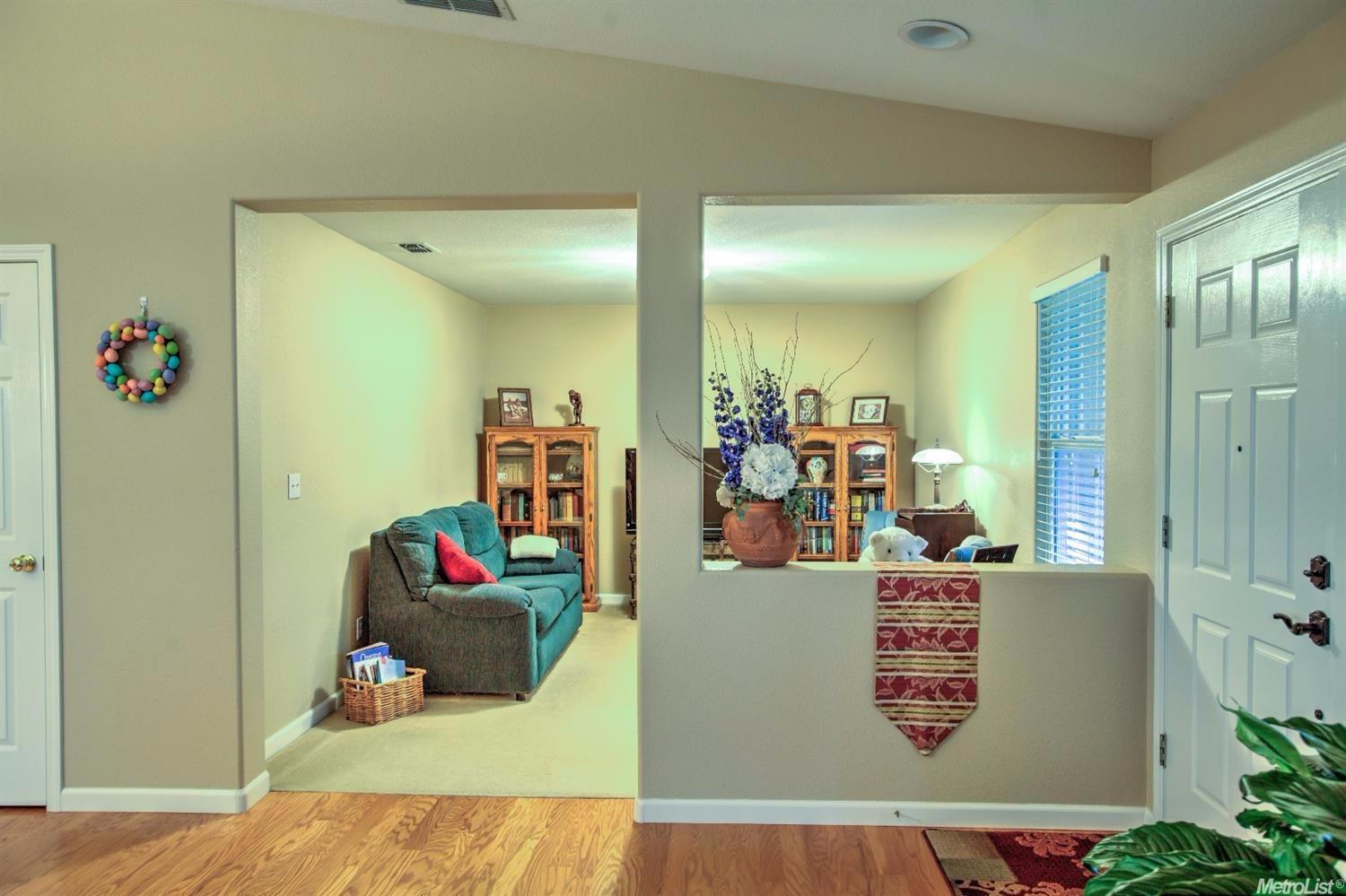 11053 Essey Cir, Mather, CA 95655 photo 6
