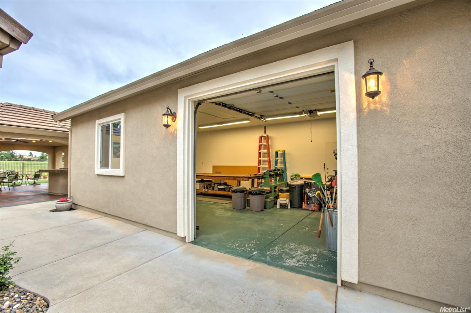 11053 Essey Cir, Mather, CA 95655 photo 33