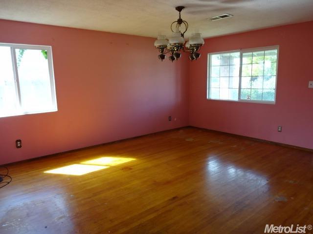 1824 W 8th St, Merced, CA 95341 photo 3