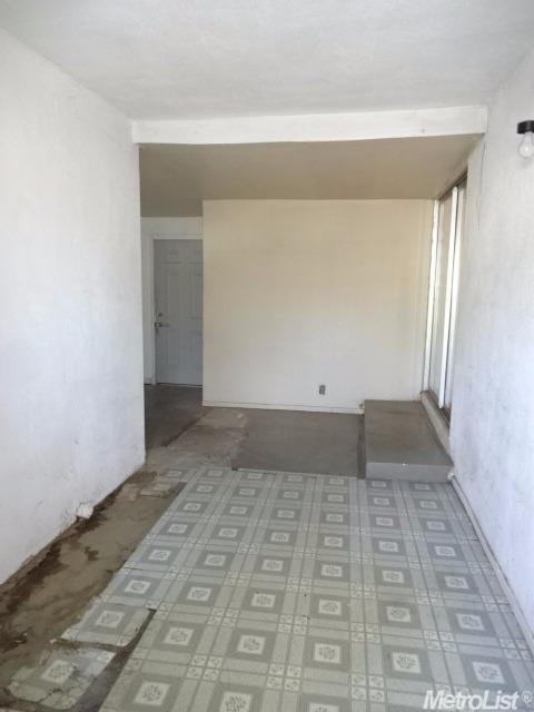 1824 W 8th St, Merced, CA 95341 photo 11